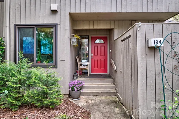 $410,000 | 134C Pine Grove Circle, Lake Wylie, SC 29710