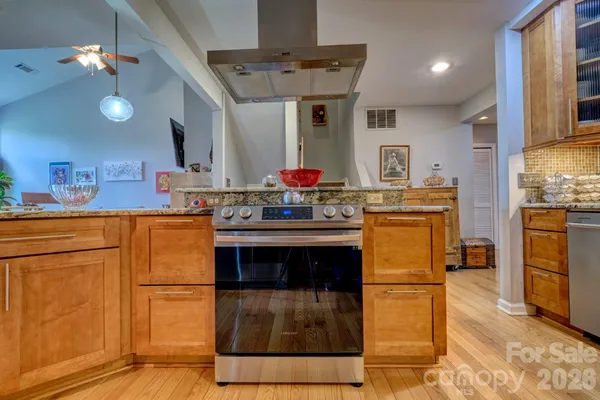 $410,000 | 134C Pine Grove Circle, Lake Wylie, SC 29710