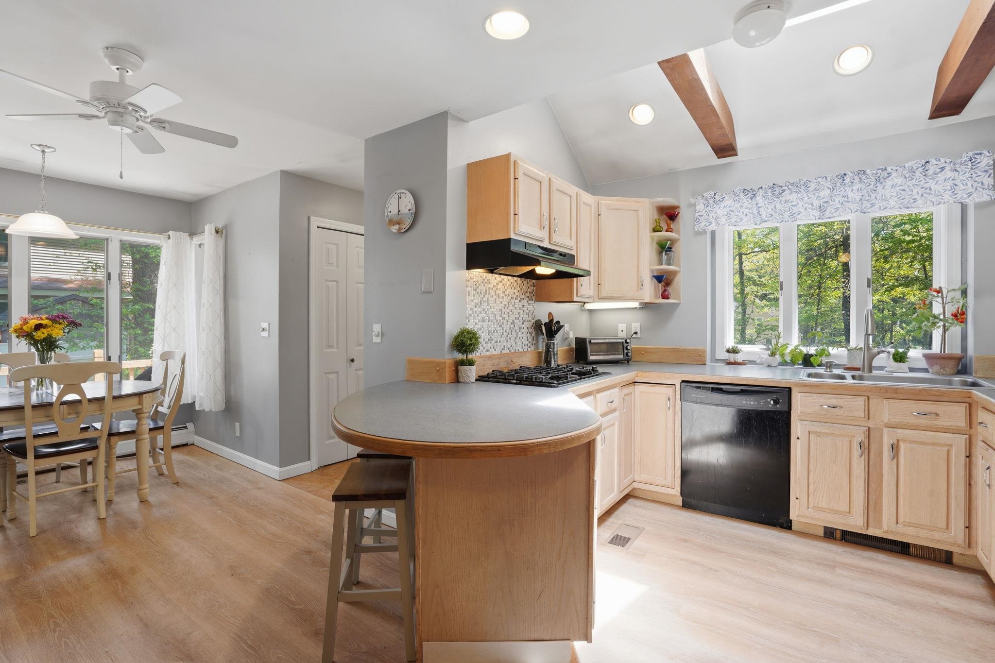 3 Purington Lane, Unit B Hampton, NH 03842 - Photo 12 of 31