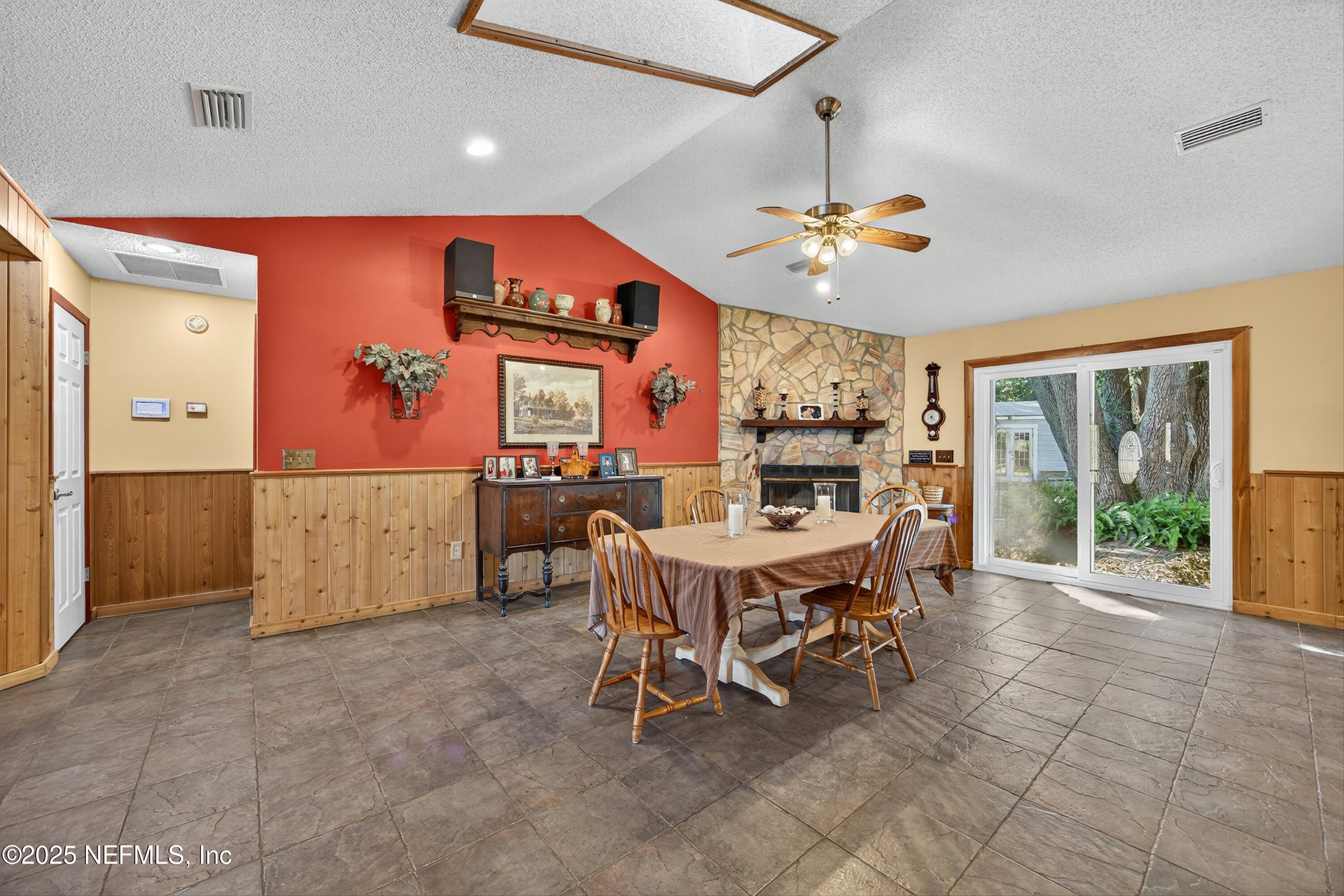 13210 Joeandy Road North Jacksonville, FL 32225 - Photo 7 of 38 07-C_R63754 RB