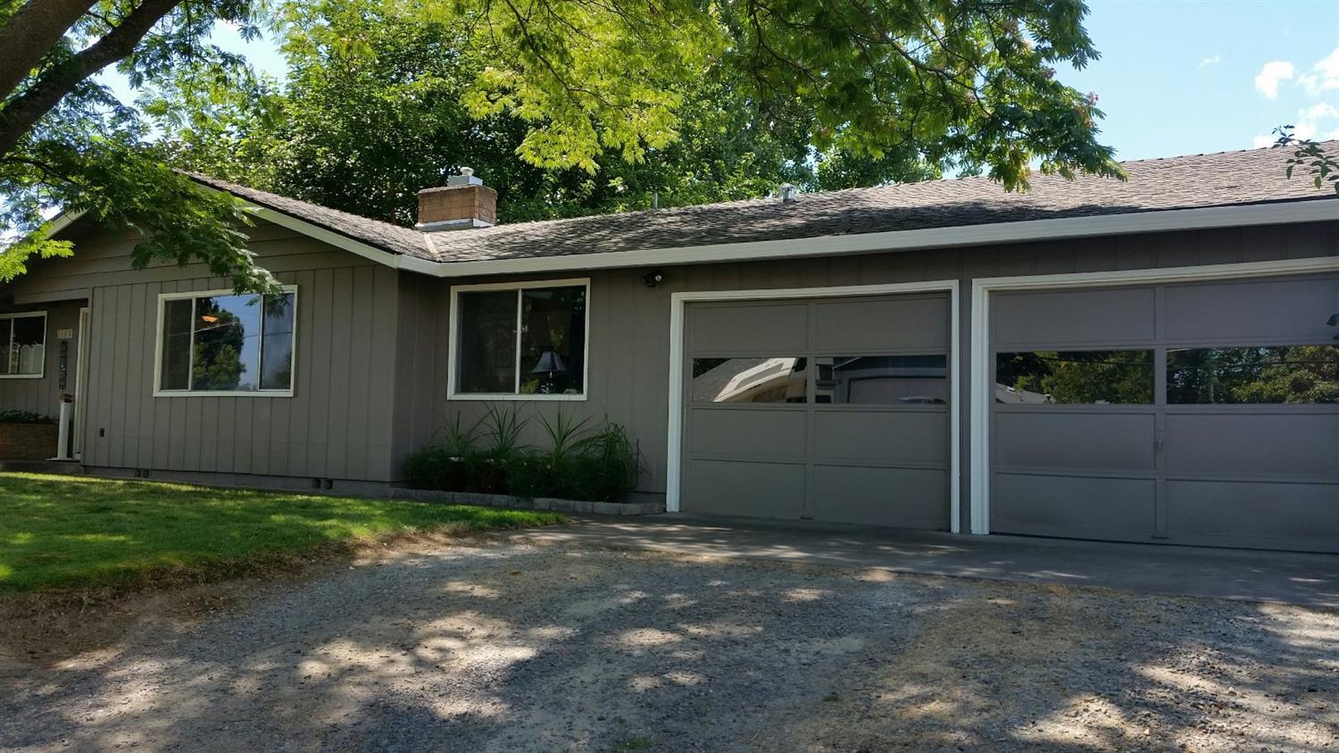 1163 North 3rd Street Central Point, OR 97502 - Photo 1 of 17 Primary Photo