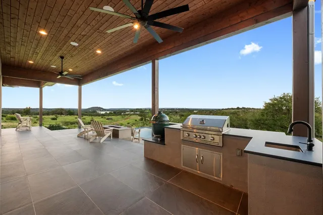 a view of a flesh screen tv sitting in a room