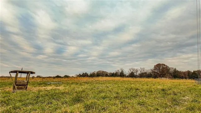 $1,200,000 | 9535 Northeast 681, Lowry City, MO 64763