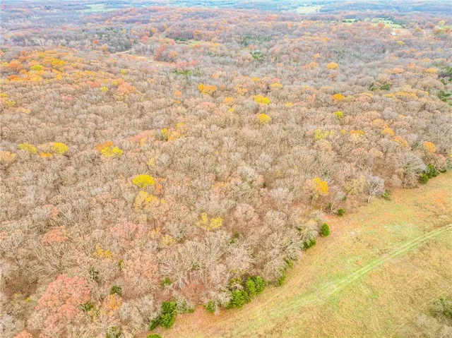 $1,200,000 | 9535 Northeast 681, Lowry City, MO 64763