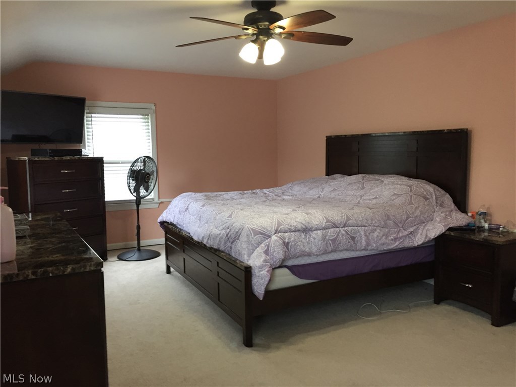 1384 Cranover Road Cleveland, OH 44124 - Photo 12 of 19