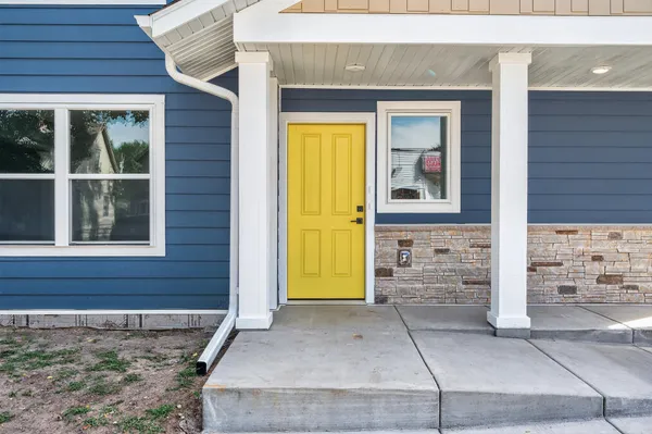 $549,000 | 725 Wilson Avenue, St. Paul, MN 55106