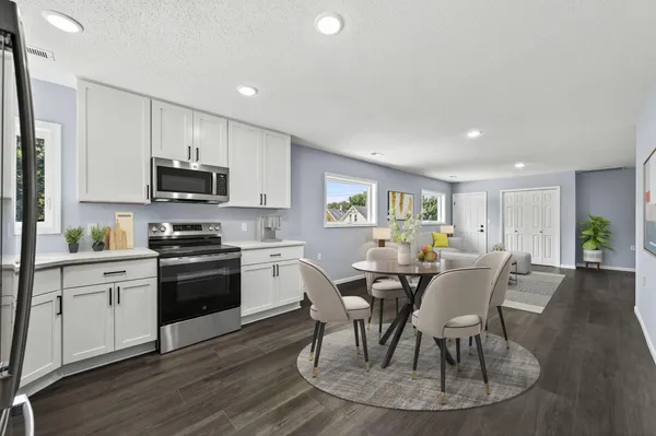 $549,000 | 725 Wilson Avenue, St. Paul, MN 55106