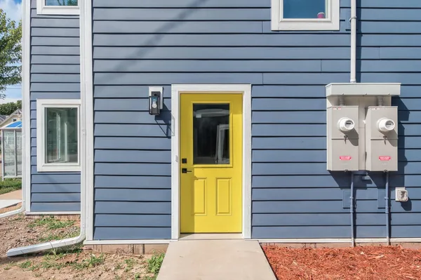 $549,000 | 725 Wilson Avenue, St. Paul, MN 55106