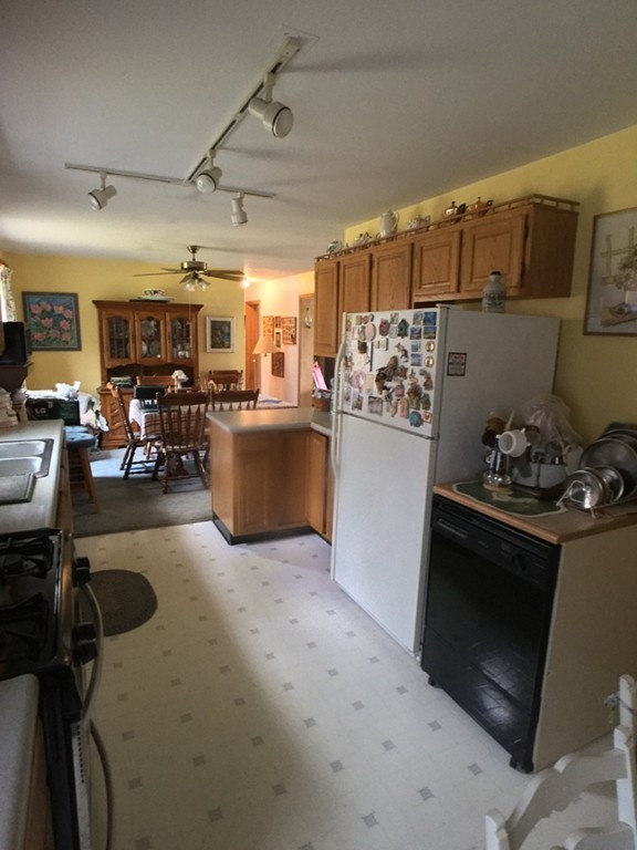 42 Powell Road Cummington, MA 01026 - Photo 6 of 16 Gallery Image 6