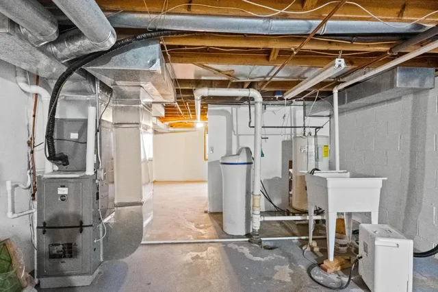 $160,000 | 227 1st Street Northwest, Elbow Lake, MN 56531