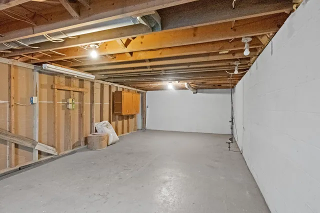 $160,000 | 227 1st Street Northwest, Elbow Lake, MN 56531