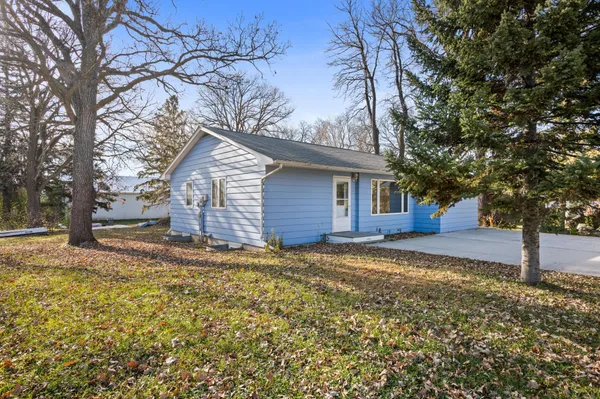 $160,000 | 227 1st Street Northwest, Elbow Lake, MN 56531