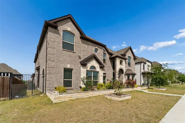 $925,000 | 14567 Angel View Drive, Frisco, TX 75035
