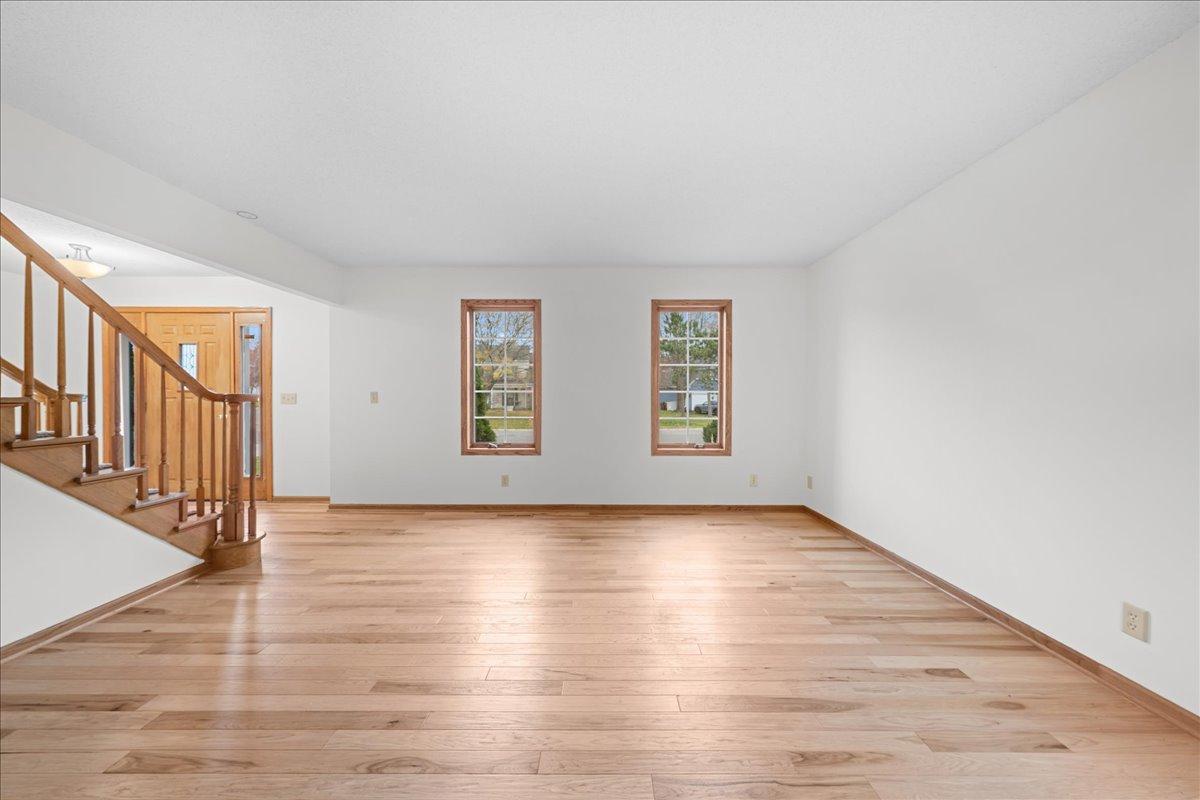 9130 Hidden Meadow Road Woodbury, MN 55125 - Photo 18 of 74