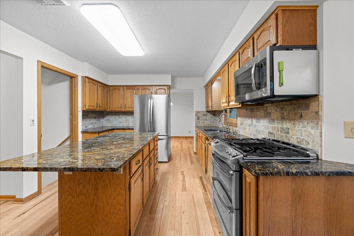 9130 Hidden Meadow Road Woodbury, MN 55125 - Photo 30 of 74