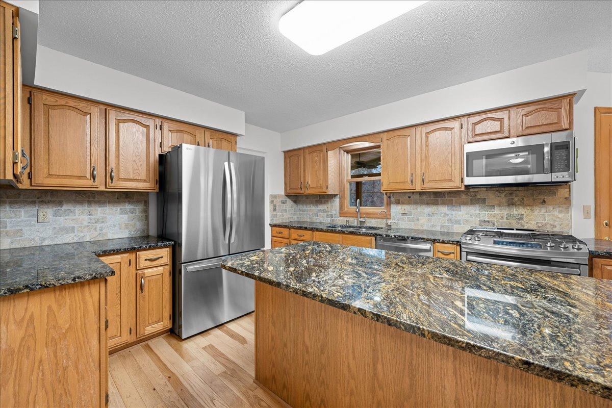 9130 Hidden Meadow Road Woodbury, MN 55125 - Photo 31 of 74