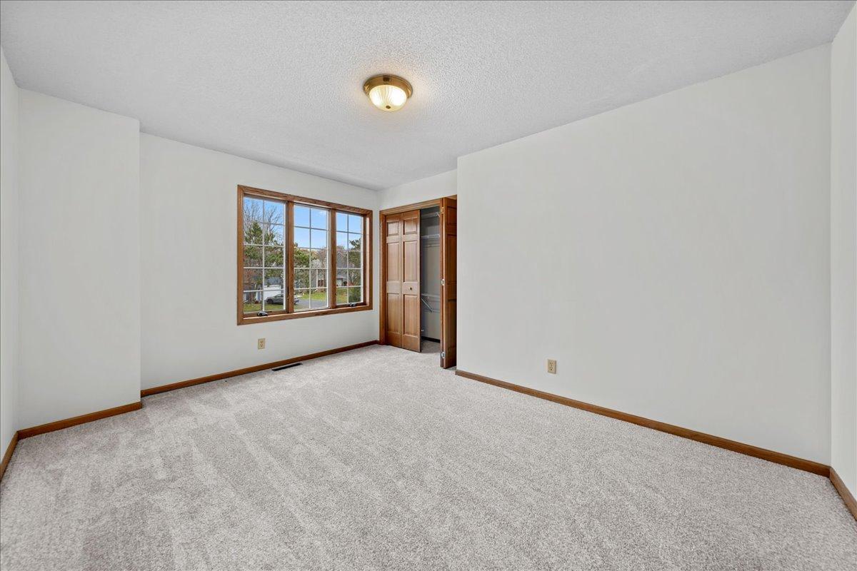 9130 Hidden Meadow Road Woodbury, MN 55125 - Photo 50 of 74