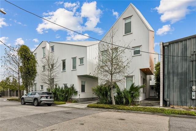 455 9th Street, Unit B New Orleans, LA 70115 - Photo 2 of 27