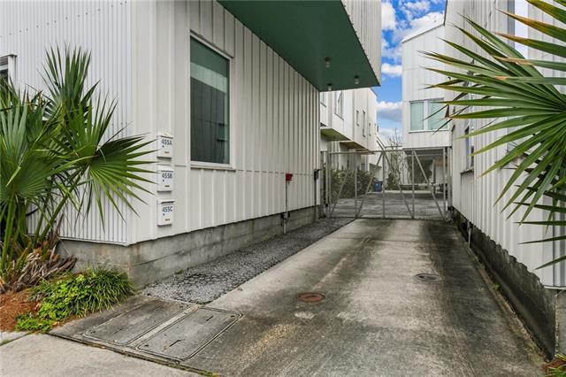 455 9th Street, Unit B New Orleans, LA 70115 - Photo 3 of 27