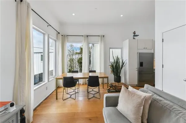 $330,000 | 455 9th Street, Unit B, New Orleans, LA 70115