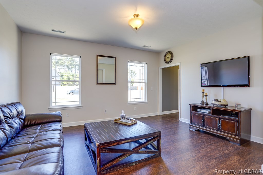 3984 Ordinary Loop Hayes, VA 23072 - Photo 3 of 35 Gallery Image 3