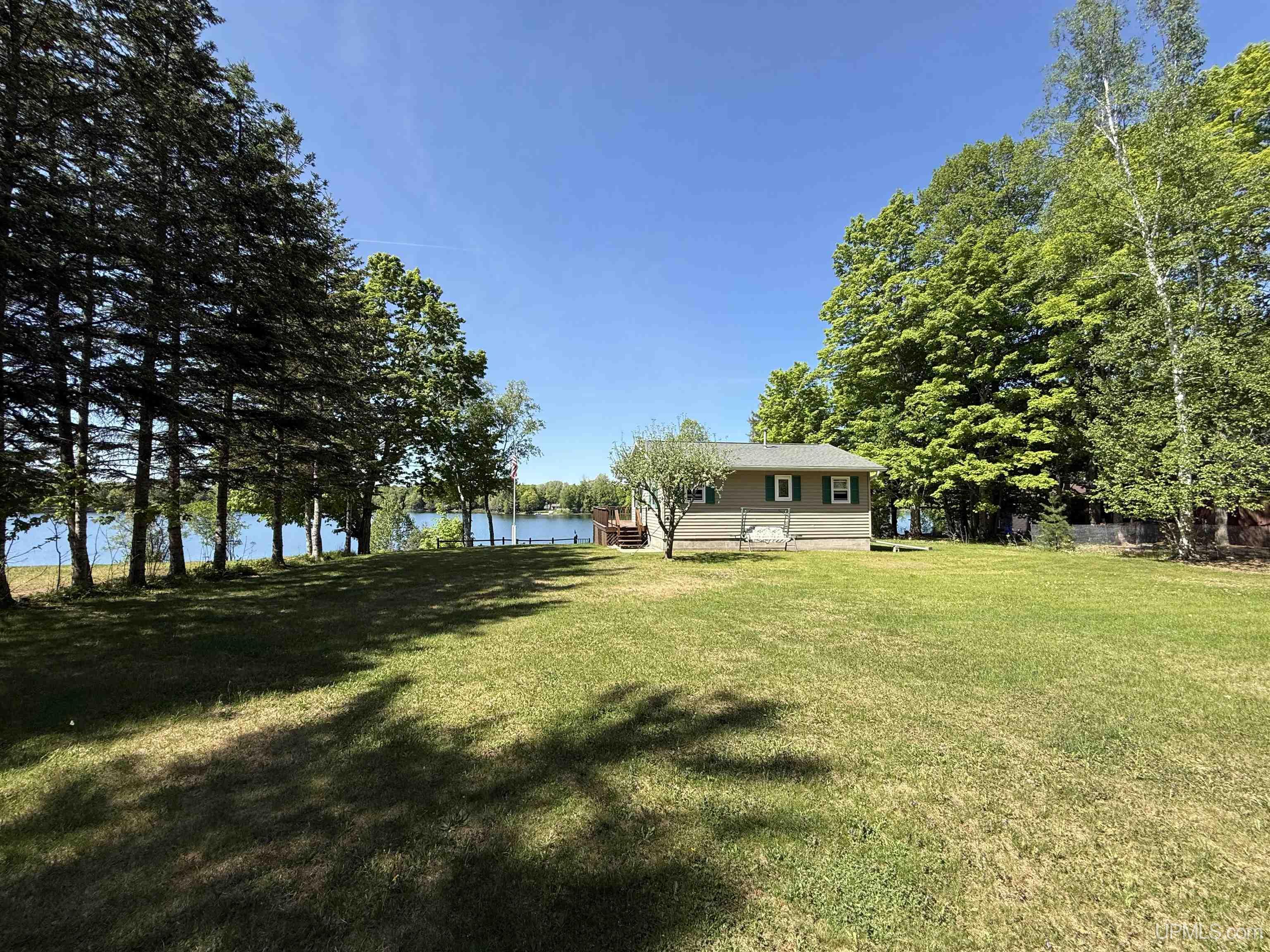 6990 West Smith Lake Road Manistique, MI 49854 - Photo 6 of 46