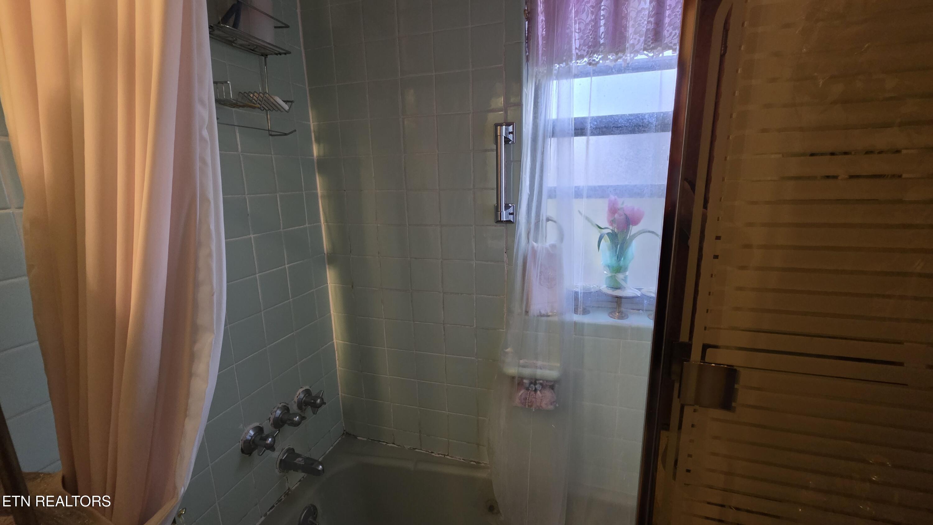 109 Thornton Road Oak Ridge, TN 37830 - Photo 24 of 28 1000006462