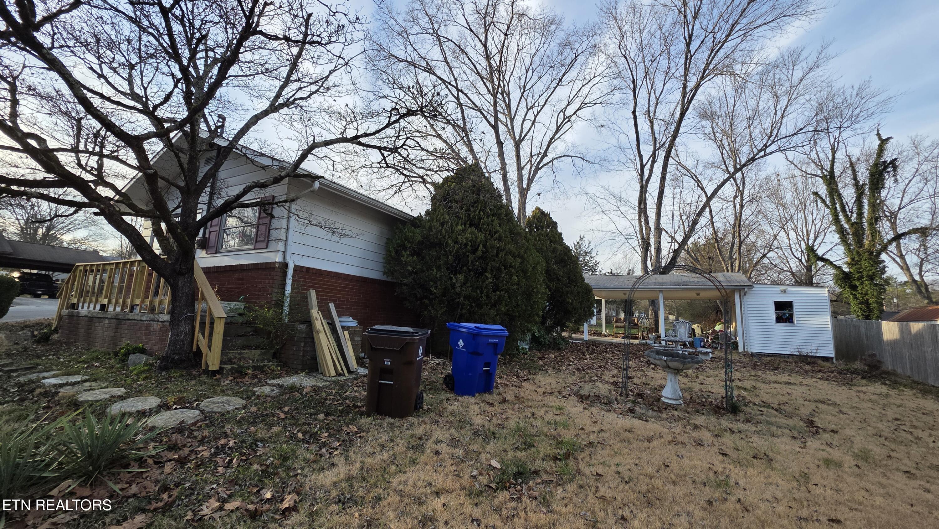 109 Thornton Road Oak Ridge, TN 37830 - Photo 3 of 28 1000006432