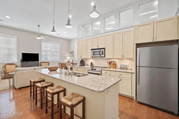 $399,000 | 2 Abbey Row, Unit 1A, Beaufort, SC 29906