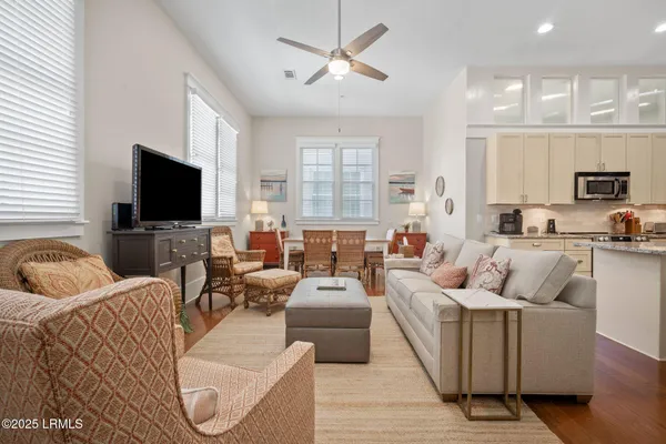 $399,000 | 2 Abbey Row, Unit 1A, Beaufort, SC 29906