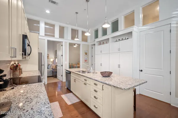 $399,000 | 2 Abbey Row, Unit 1A, Beaufort, SC 29906