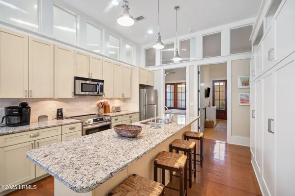 $399,000 | 2 Abbey Row, Unit 1A, Beaufort, SC 29906