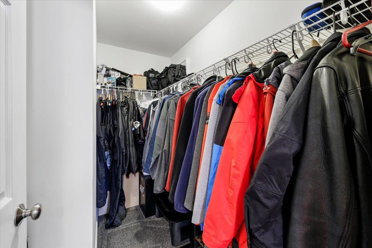 18 Crawford Lane Hooksett, NH 03106 - Photo 32 of 44