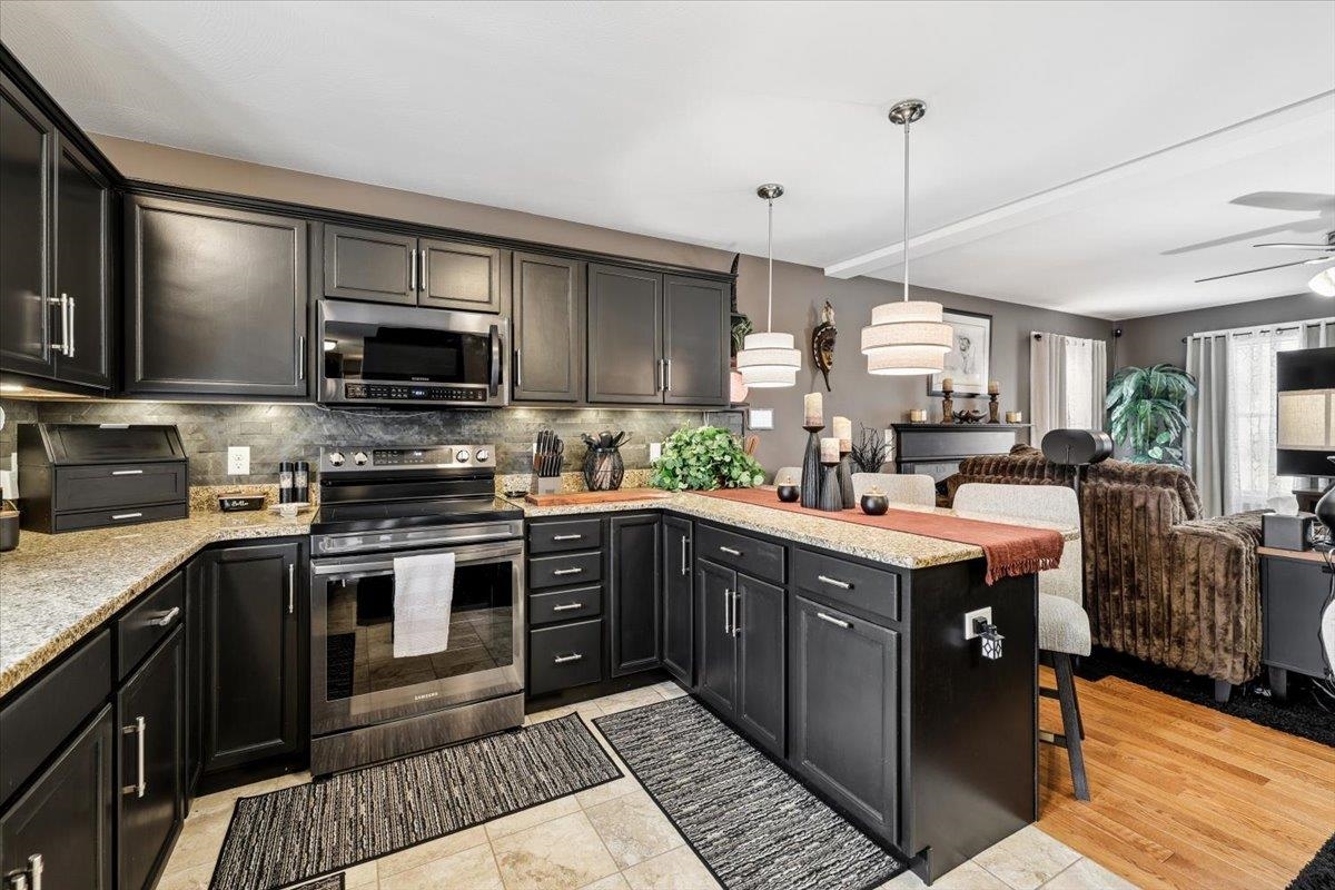 18 Crawford Lane Hooksett, NH 03106 - Photo 10 of 44