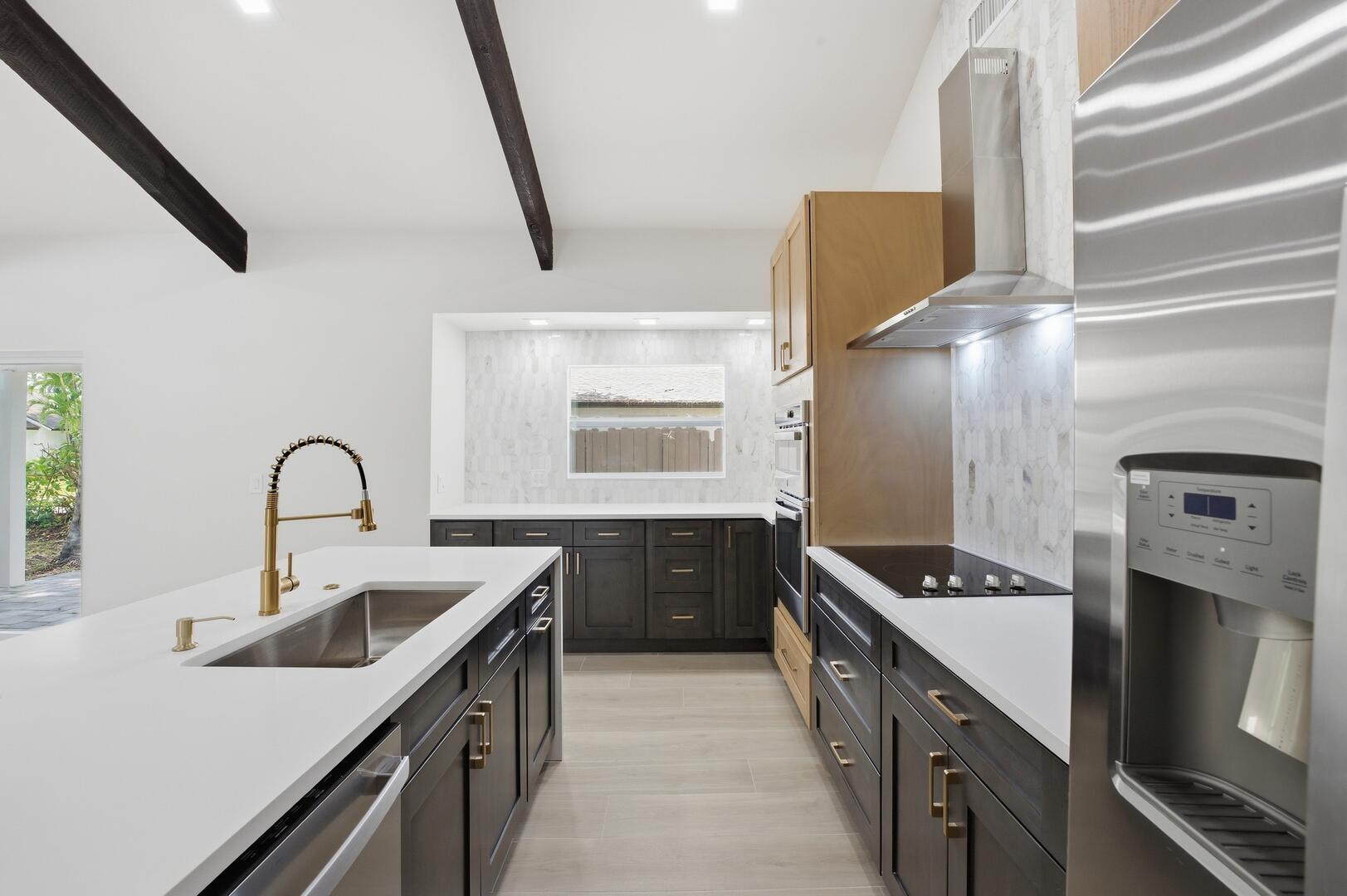2908 Northwest 24th Way Boca Raton, FL 33431 - Photo 12 of 38 Natural Light