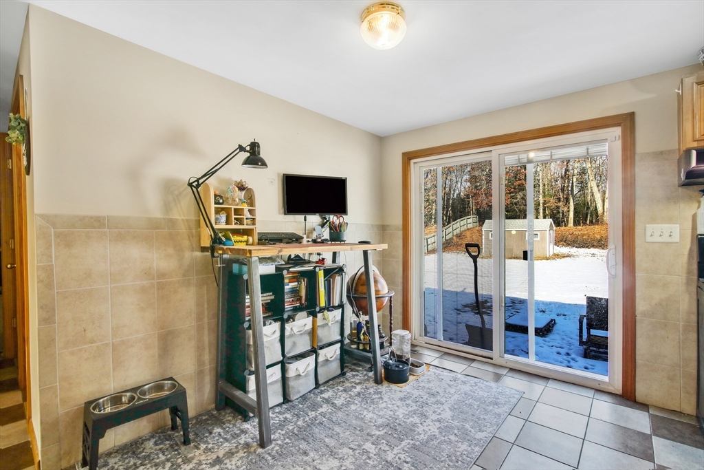 9 Butler Road Wilbraham, MA 01095 - Photo 8 of 33