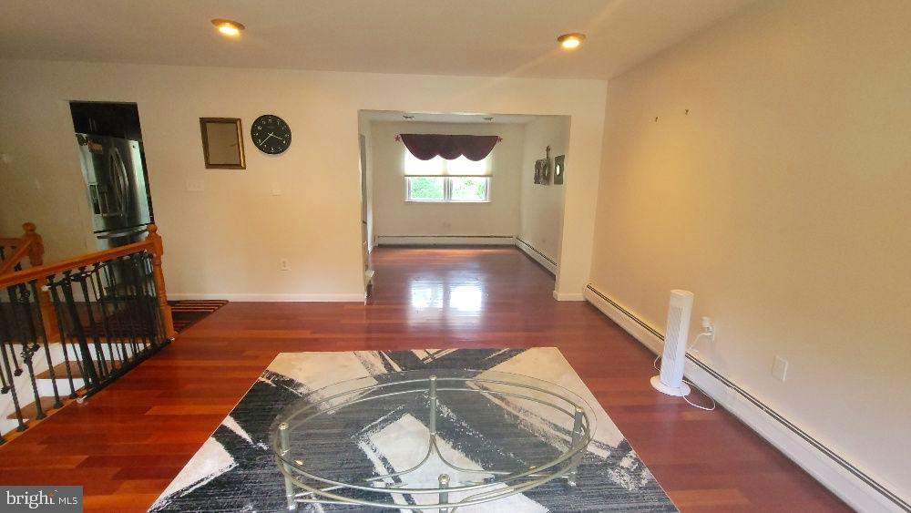 561 Rutgers Avenue Hamilton, NJ 08619 - Photo 10 of 32