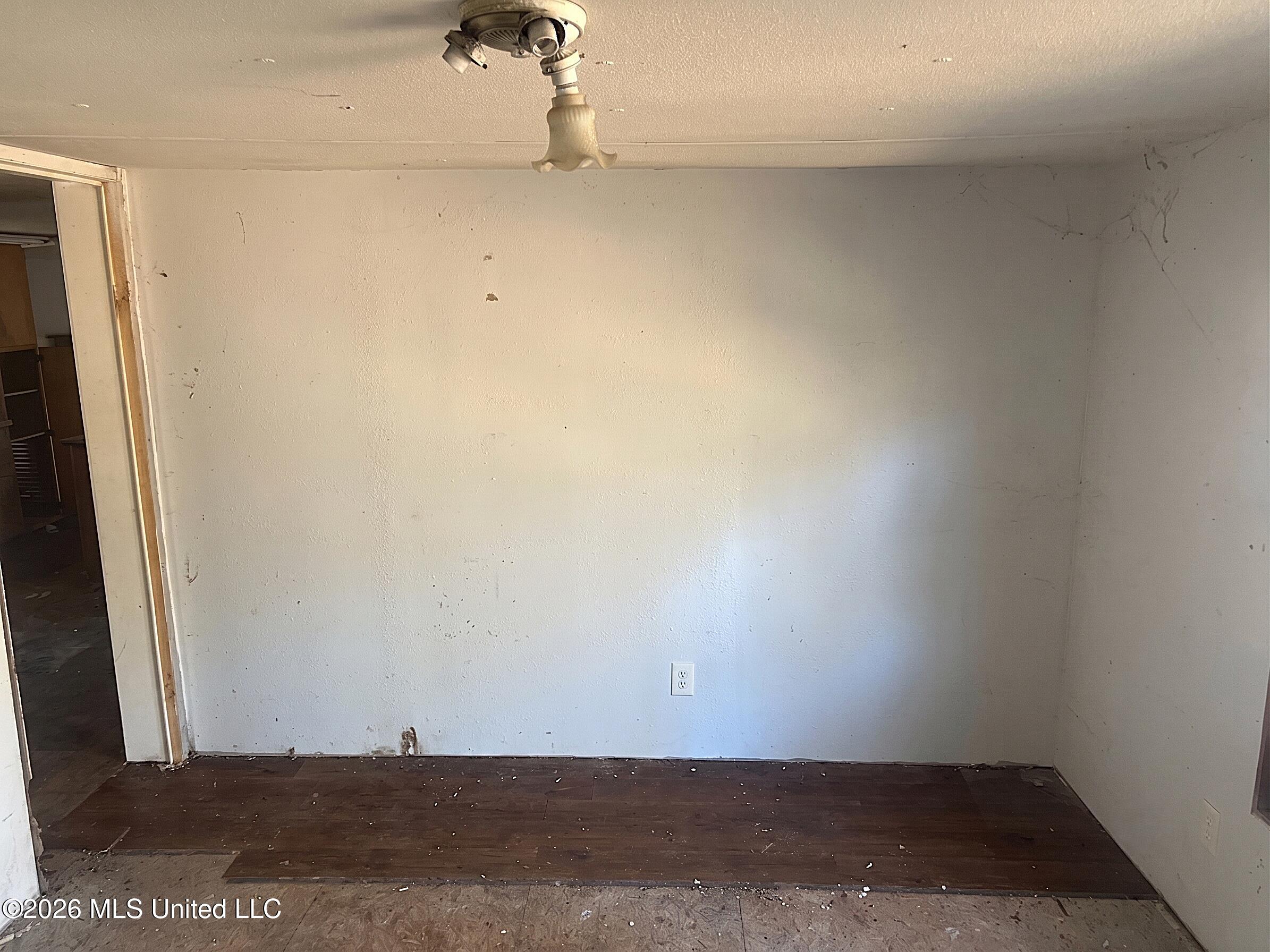 146 Lady Marian Road Brandon, MS 39042 - Photo 6 of 9 7 (Bedroom 2) (1)