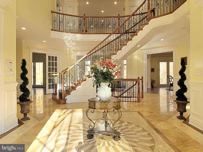 433 River Bend Road Great Falls, VA 22066 - Photo 2 of 30 Grand, 2-Story Foyer