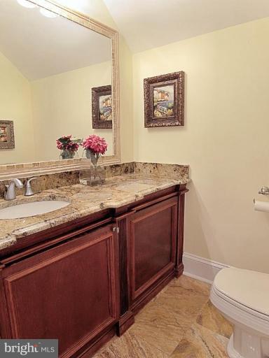 433 River Bend Road Great Falls, VA 22066 - Photo 12 of 30 Powder Room