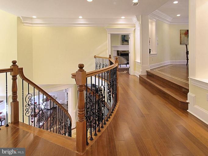 433 River Bend Road Great Falls, VA 22066 - Photo 23 of 30 Upper Hallway