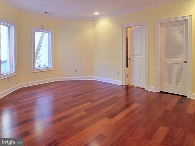 433 River Bend Road Great Falls, VA 22066 - Photo 28 of 30 Au Pair Suite