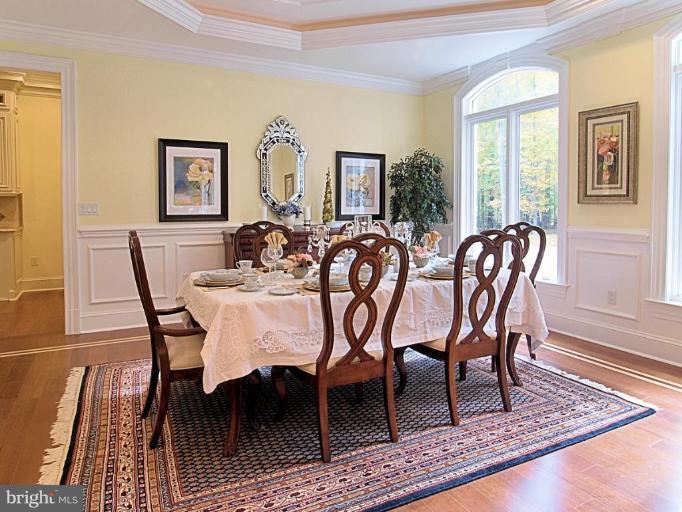 433 River Bend Road Great Falls, VA 22066 - Photo 5 of 30 Dining Room