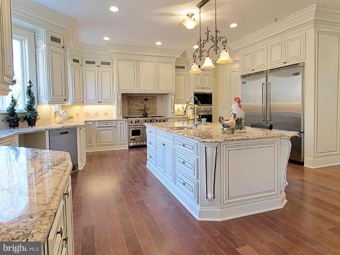 433 River Bend Road Great Falls, VA 22066 - Photo 7 of 30 Kitchen