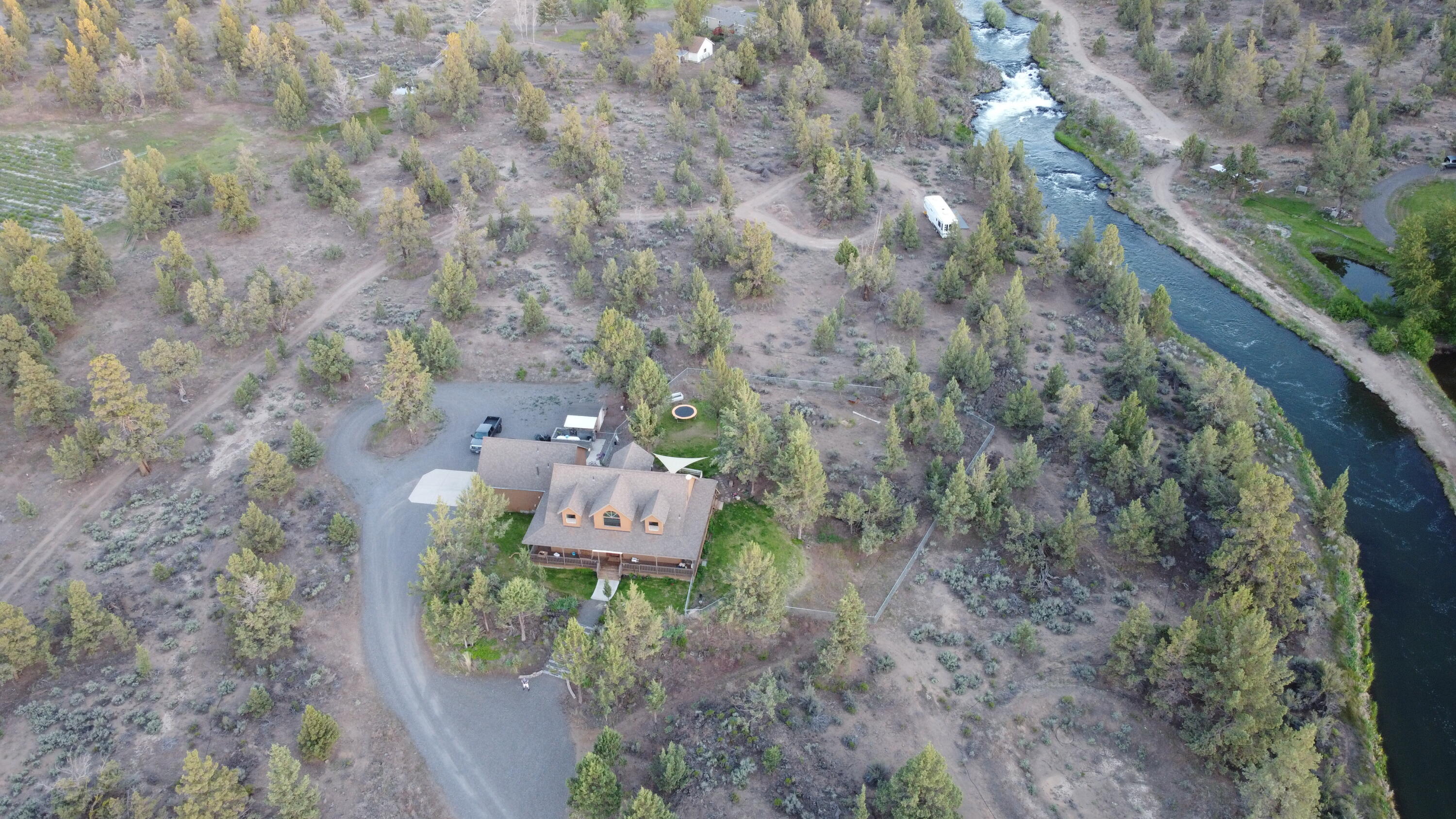 21415 Southwest Gift Road Bend, OR 97703 - Photo 4 of 66 Canal View