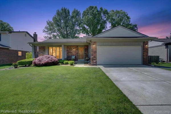$455,000 | 44181 Cranberry Drive, Canton, MI 48187
