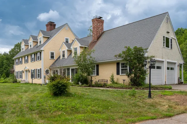 $999,000 | 93 Richardson Road, Dublin, NH 03444