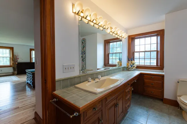 $999,000 | 93 Richardson Road, Dublin, NH 03444