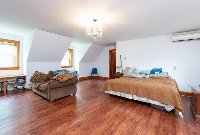 $999,000 | 93 Richardson Road, Dublin, NH 03444