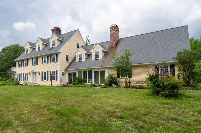 $999,000 | 93 Richardson Road, Dublin, NH 03444